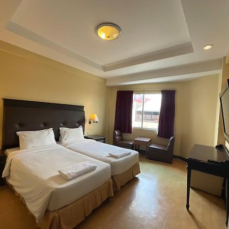 Roma Hotel Кхон Каен Екстериор снимка