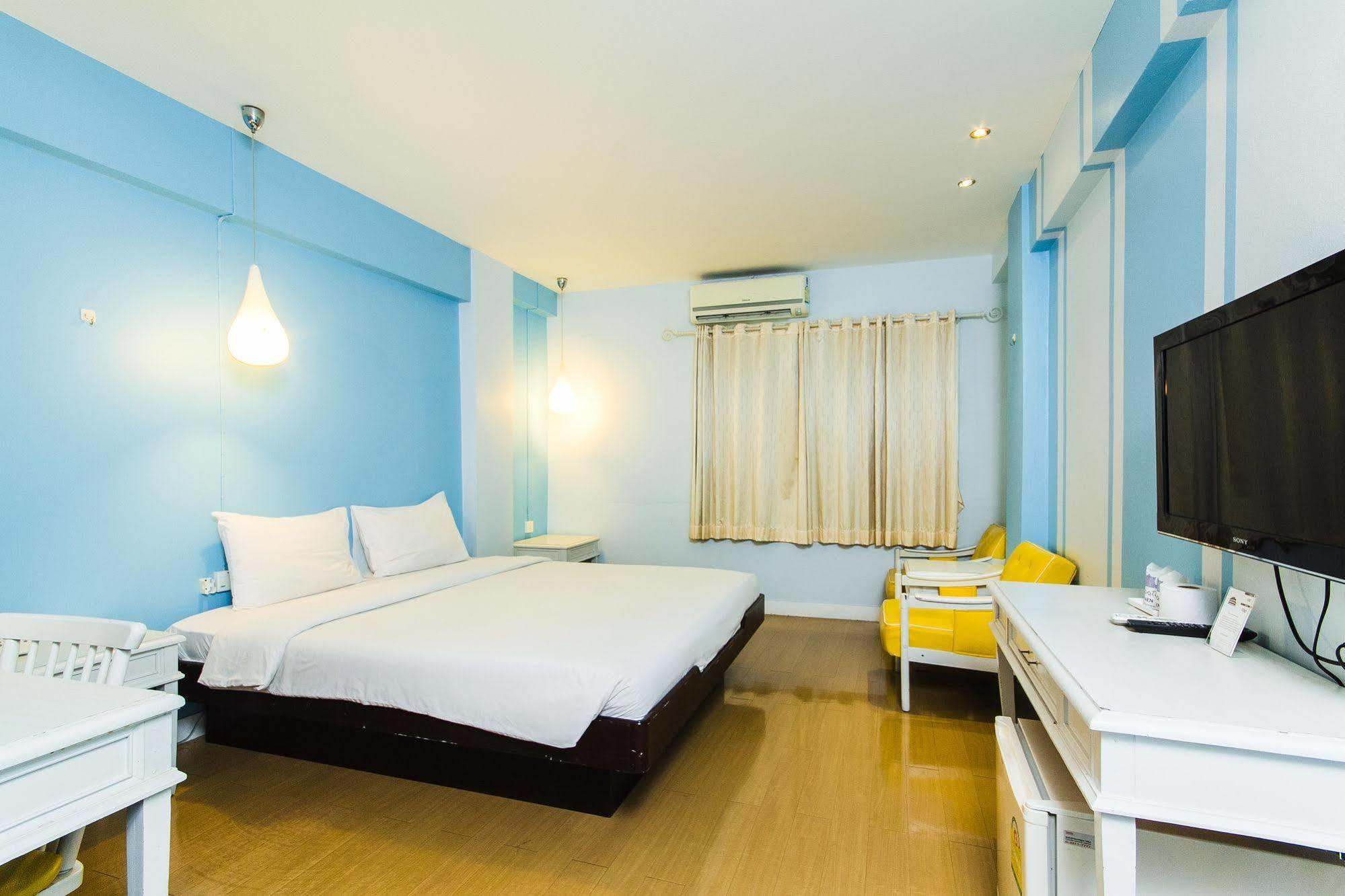 Roma Hotel Кхон Каен Екстериор снимка