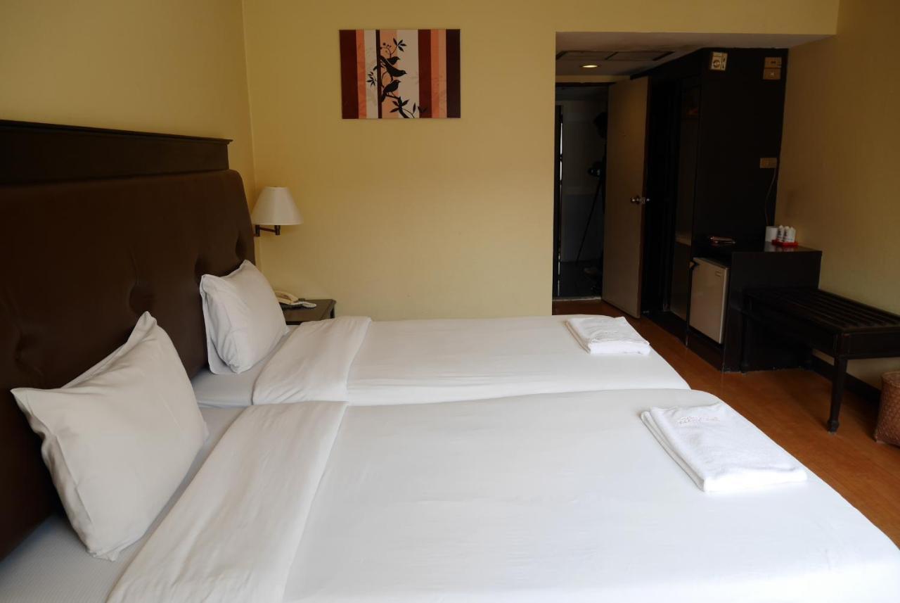 Roma Hotel Кхон Каен Екстериор снимка
